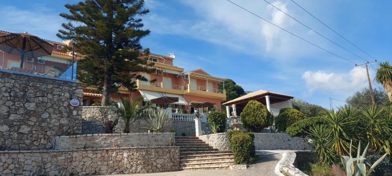 Stefanosplace Sea View 3*
